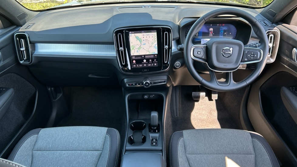 Volvo XC40 B3 Mild Hybrid Rear Camera Heated Seats Adaptive RJ25LVN #5