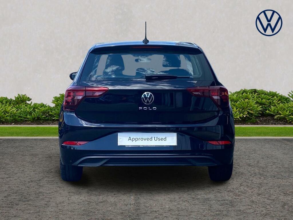 Volkswagen Polo 1.0 Tsi Life Black #4