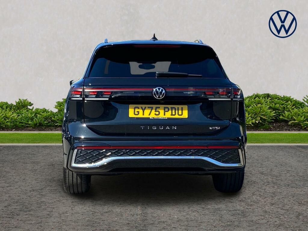 Volkswagen Tiguan 1.5 Etsi 150 R-line Dsg GY75PDU Black #4