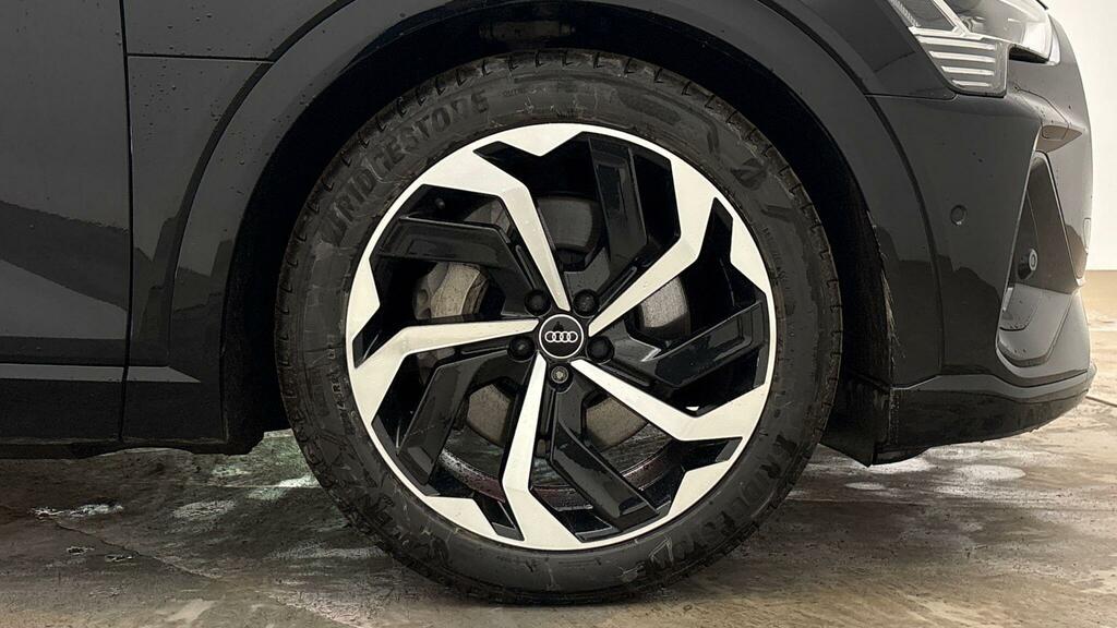 Audi E-tron 55 Black Edition Sportback Quatt Black #4
