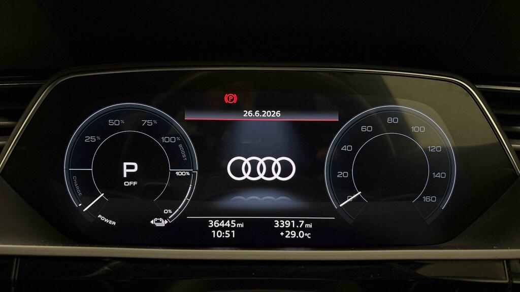 Audi E-tron Audi Estate 230Kw 50 Quattro 71Kwh Black Edition 5 Grey #9