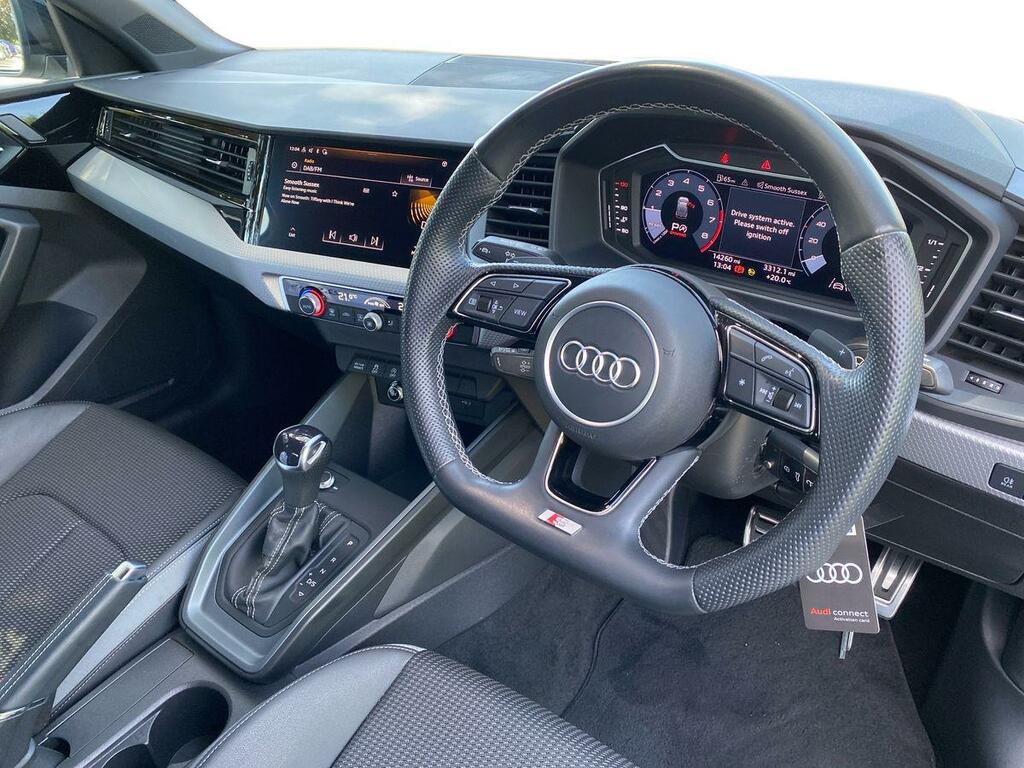Audi A1 Black Edition 35 Tfsi 150 Ps S Tronic White #2