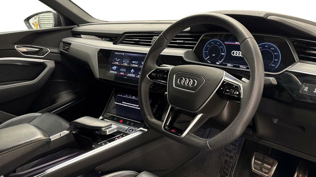 Audi Q8 e tron Sportback Black Edition 50 E-tron Quattro 25000 Kw Black #6