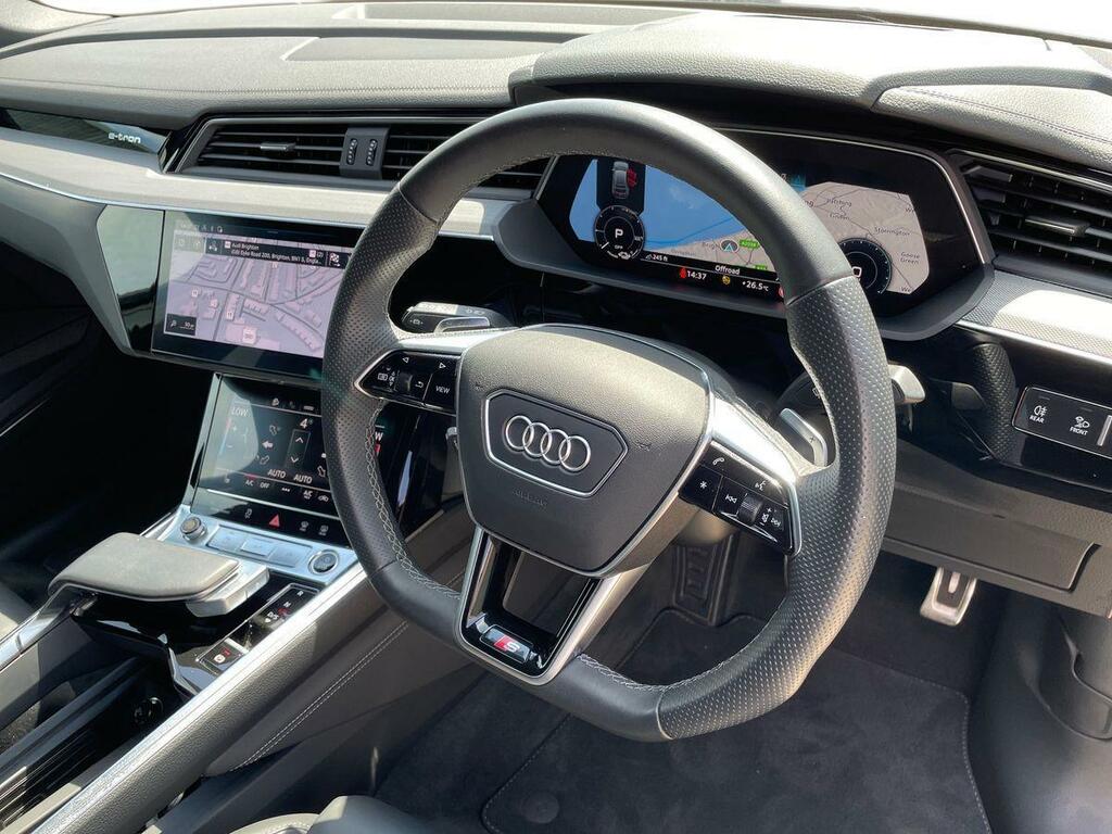 Audi Q8 e tron Sportback Black Edition 50 E-tron Quattro 25000 Kw Black #6