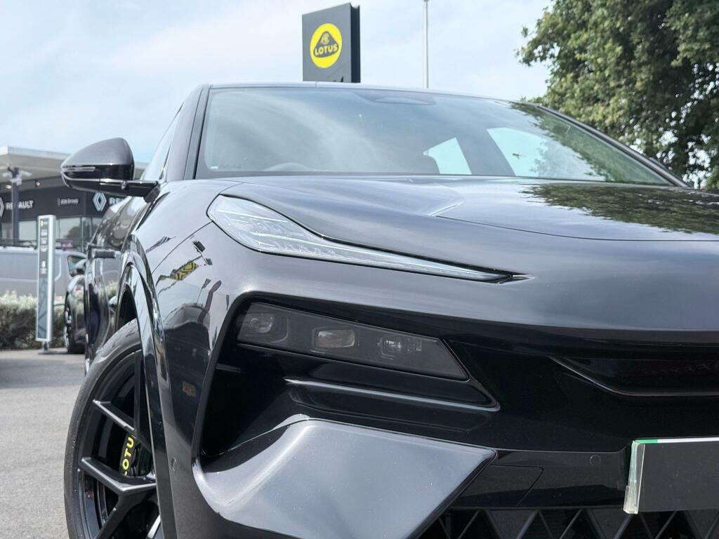 Lotus Eletre 600 112Kwh Gt Se 4Wd Dual Motor Black #6