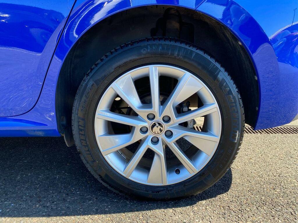 Skoda Kamiq 1.0 Tsi 110 Se Dsg Blue #6