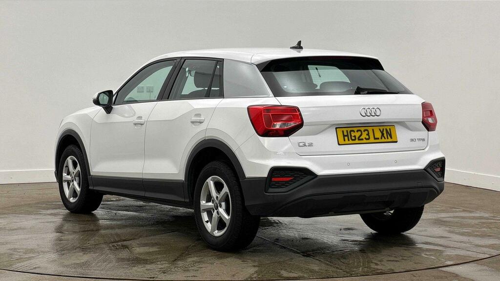 Audi Q2 Technik 30 Tfsi 110 Ps 6-Speed White #2