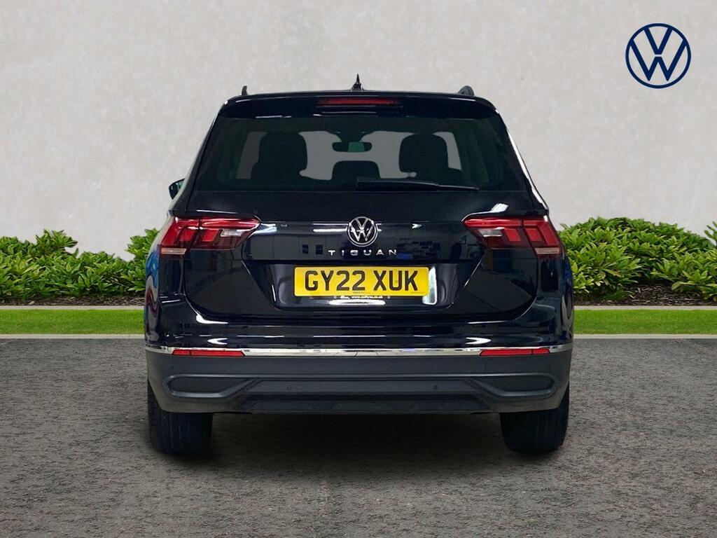 Volkswagen Tiguan 1.5 Tsi 150 Life Black #4