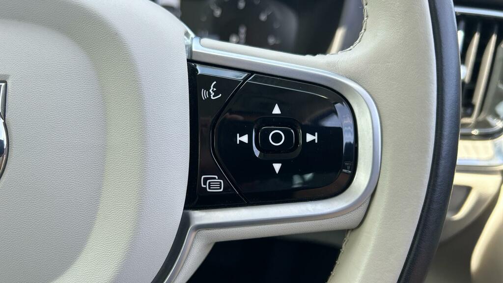 Volvo V60 Cross Country B4 Awd Cross Country Estate Blond Leather Keyless Blue #20