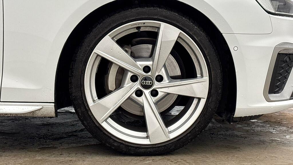 Audi A4 Avant Avant S Line 40 Tfsi 204 Ps S Tronic White #5