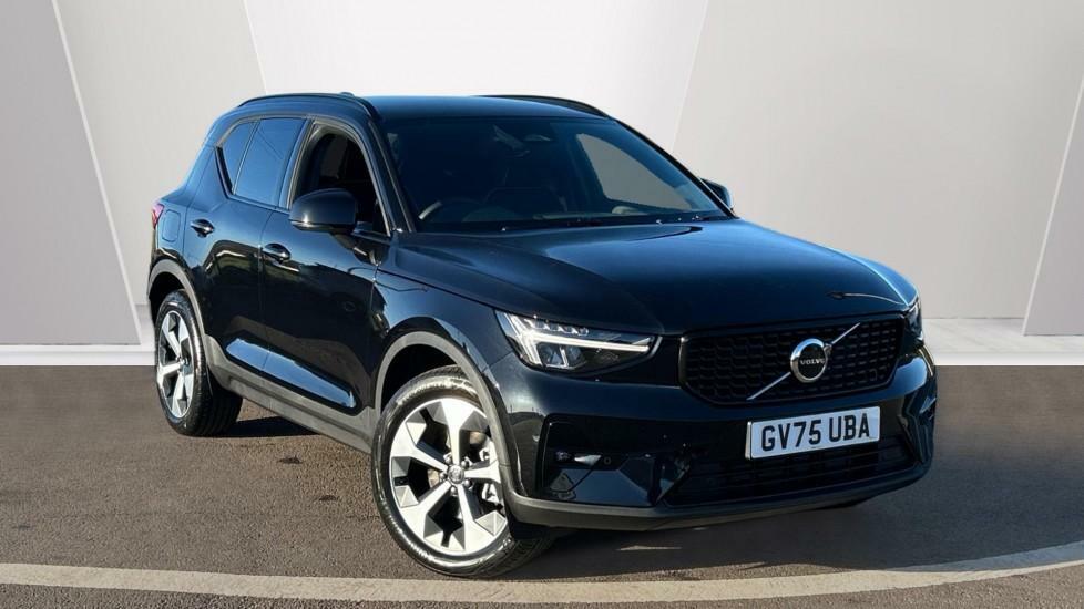 Volvo XC40 Plus B3 Mild Hybrid Dark Ex Demonstrator Black