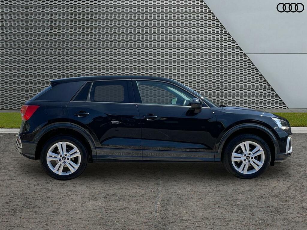 Audi Q2 Sport 35 Tfsi 150 Ps S Tronic LL24NNC Black #5