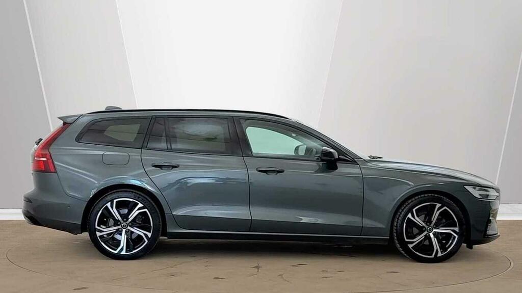 Volvo V60 Ultra B4 Mild Hybrid Dark Great Condition #2
