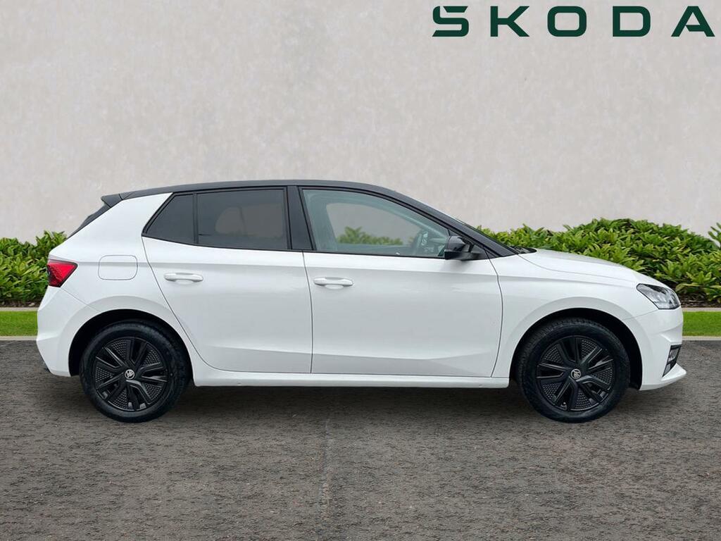 Skoda Fabia 1.0 Tsi 110 Colour Edition HN72DKO White #5