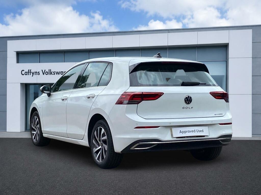 Volkswagen Golf 1.4 Tsi Ehybrid Style Dsg VN72RXA White #2