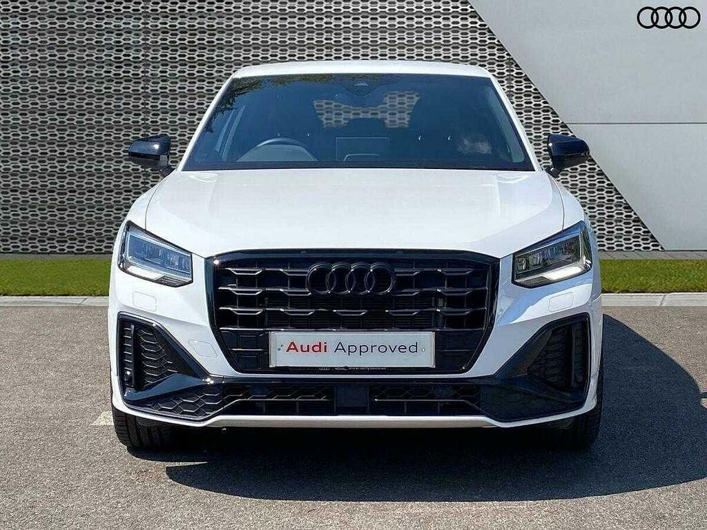 Audi Q2 Black Edition 30 Tfsi 116 Ps 6-Speed GU75VCN White #3