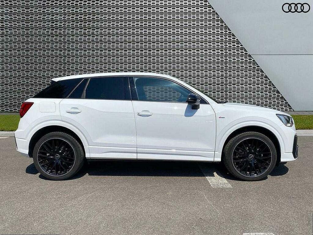Audi Q2 Black Edition 30 Tfsi 116 Ps 6-Speed GU75VCN White #5