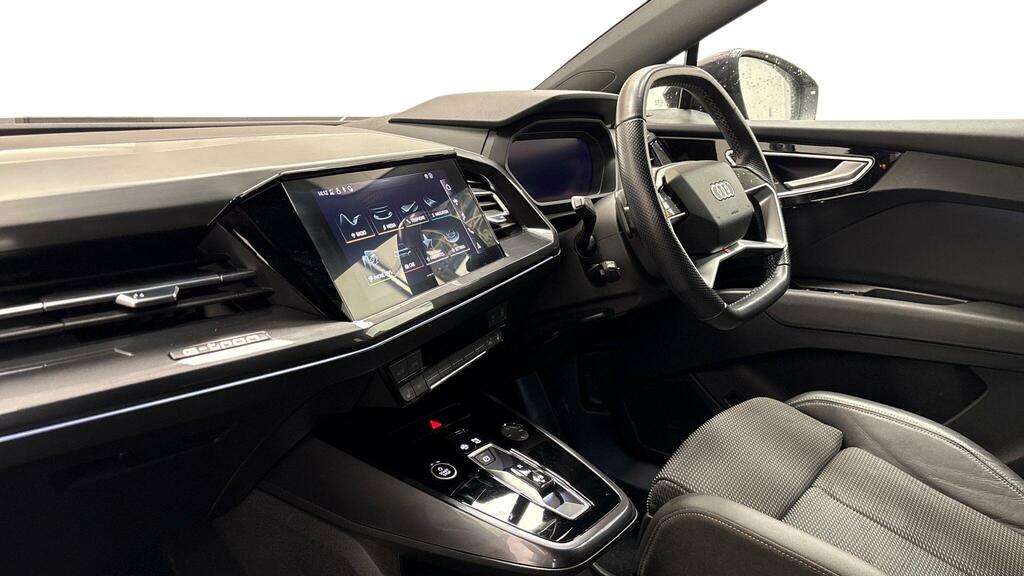 Audi Q4 E Tron 40 S Line 82Kwh Purple #6
