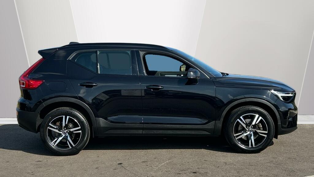 Volvo XC40 Plus B3 Mild Hybrid Dark Black #3