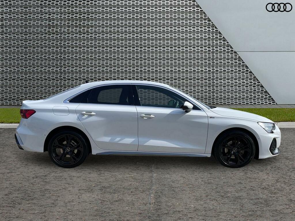 Audi A3 S Line Tfsi 116 Ps S Tronic GV75KYU White #5