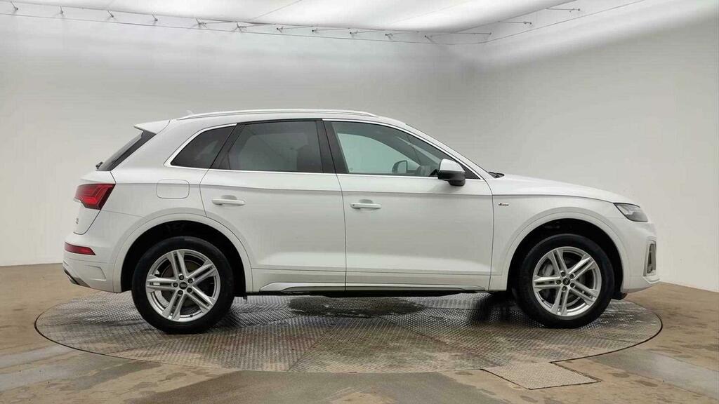 Audi Q5 S Line 50 Tfsi E Quattro 299 Ps S Tronic MW23UBZ White #3
