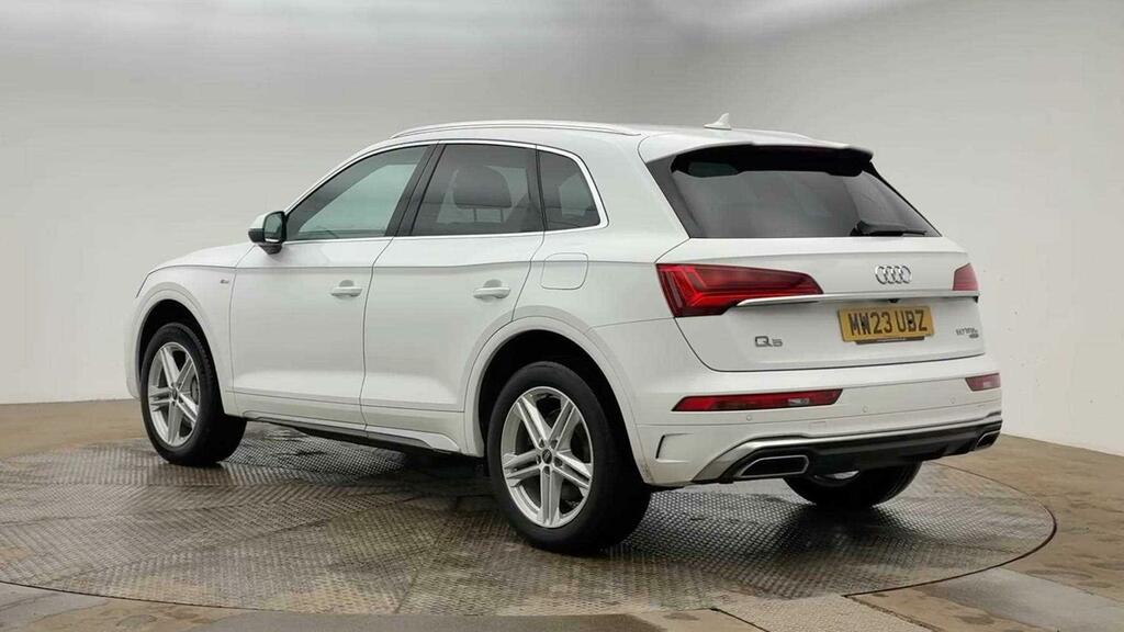 Audi Q5 S Line 50 Tfsi E Quattro 299 Ps S Tronic MW23UBZ White #2