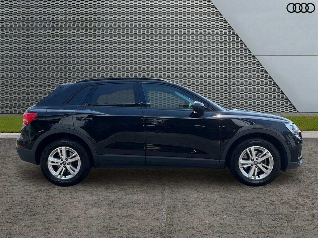 Audi Q3 1.5 Tfsi Cod 35 Technik S Tronic Euro 6 Ss  Black #5
