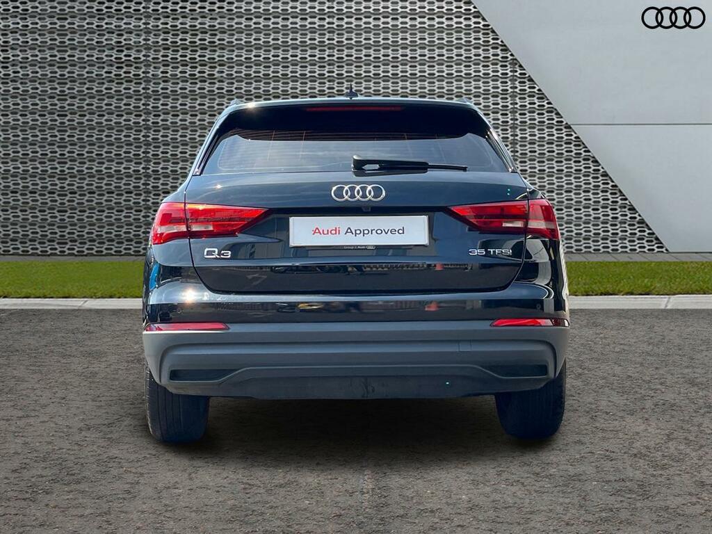 Audi Q3 1.5 Tfsi Cod 35 Technik S Tronic Euro 6 Ss  Black #4