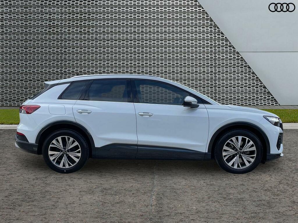 Audi Q4 E Tron Q4 Sport 45 E-tron 21000 Kw EJ73XEL White #4