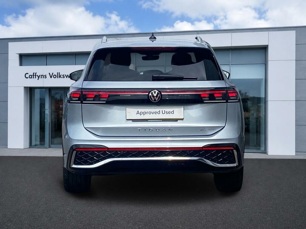 Volkswagen Tiguan 1.5 Tsi Ehybrid R-line Dsg Silver #4