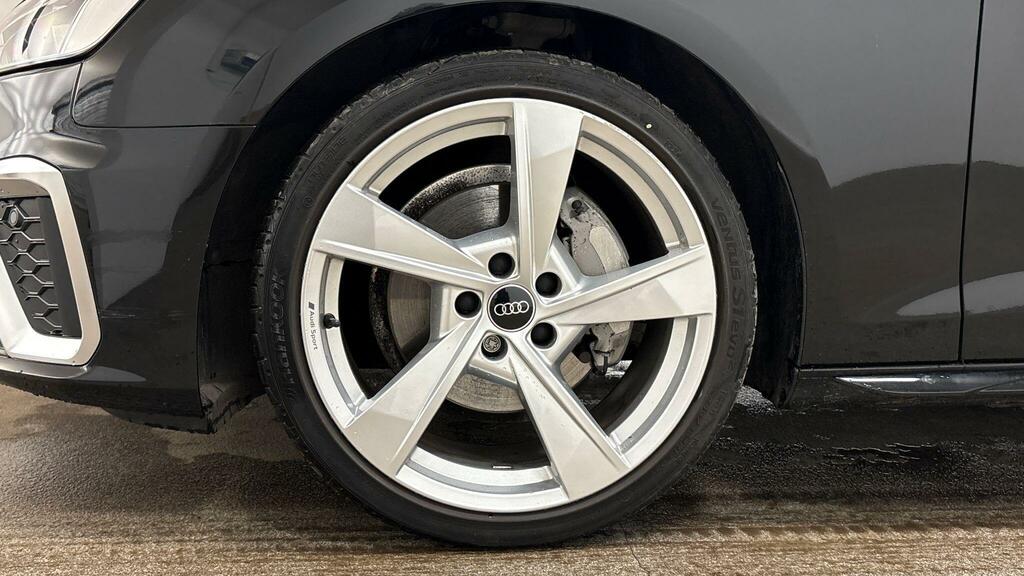 Audi A4 Avant Avant S Line 40 Tfsi 204 Ps S Tronic YM24DZN Black #5