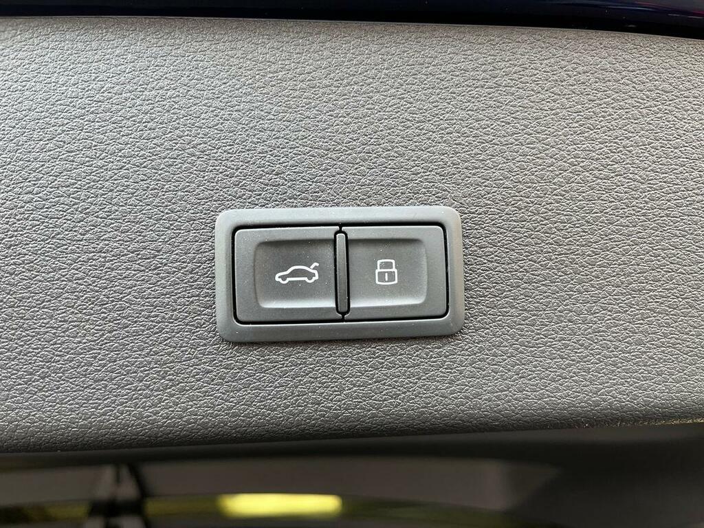 Audi E-tron 55 Launch Edition Suv Quattro 95 Blue #13