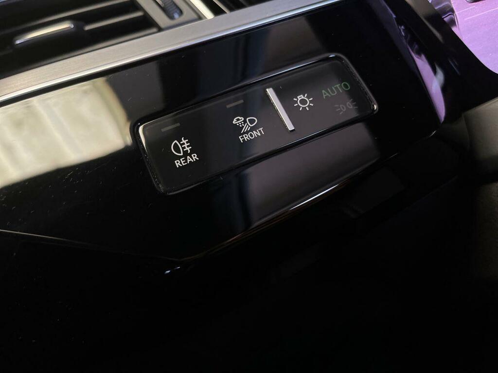 Audi E-tron 55 Launch Edition Suv Quattro 95 Blue #24