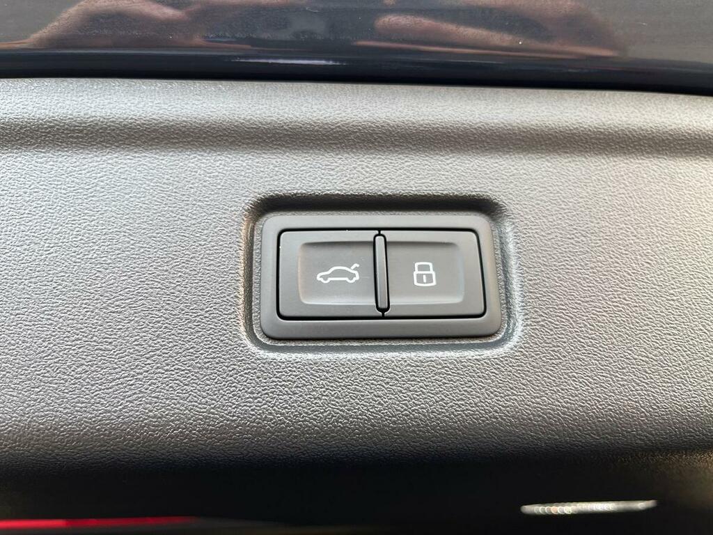 Audi A6 2.0 Tdi Quattro 204 Launch Edition S Tronic Red #13