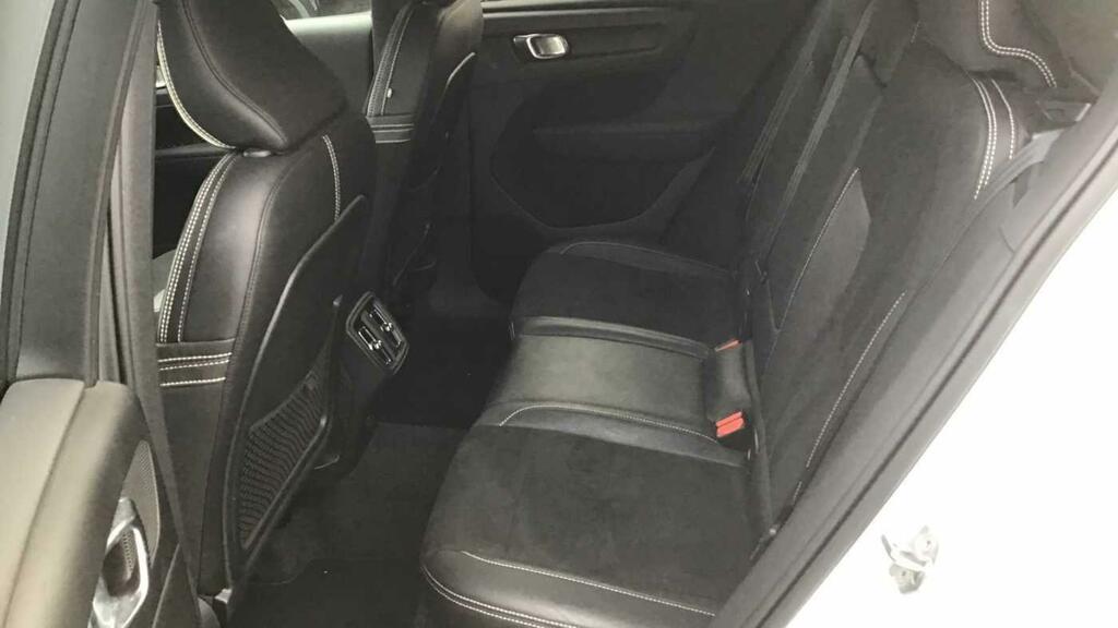 Volvo XC40 T4 Awd Inscription Black #15