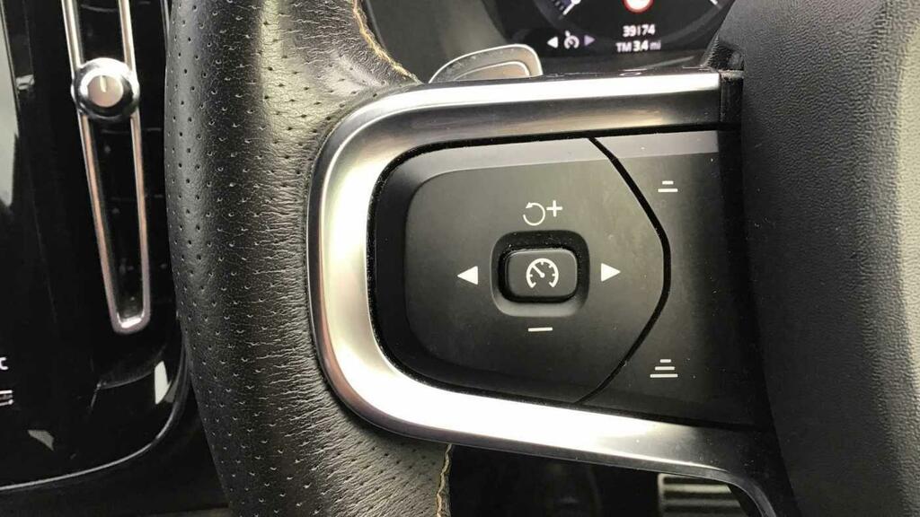 Volvo XC40 T4 Awd Inscription Black #16