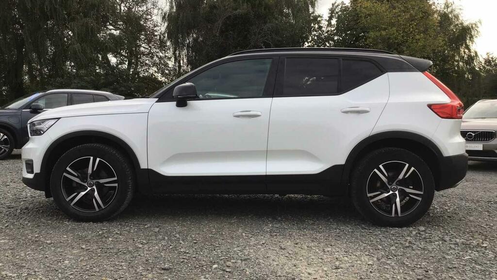 Volvo XC40 1.5 T3 R-design Suv Euro 6 Ss White #5