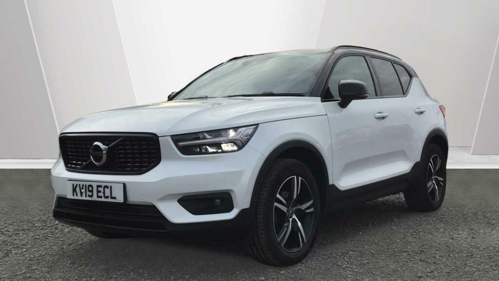 Volvo XC40 1.5 T3 R-design Suv Euro 6 Ss White #3