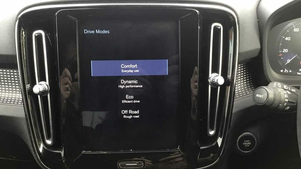 Volvo XC40 T4 Awd Inscription Black #31