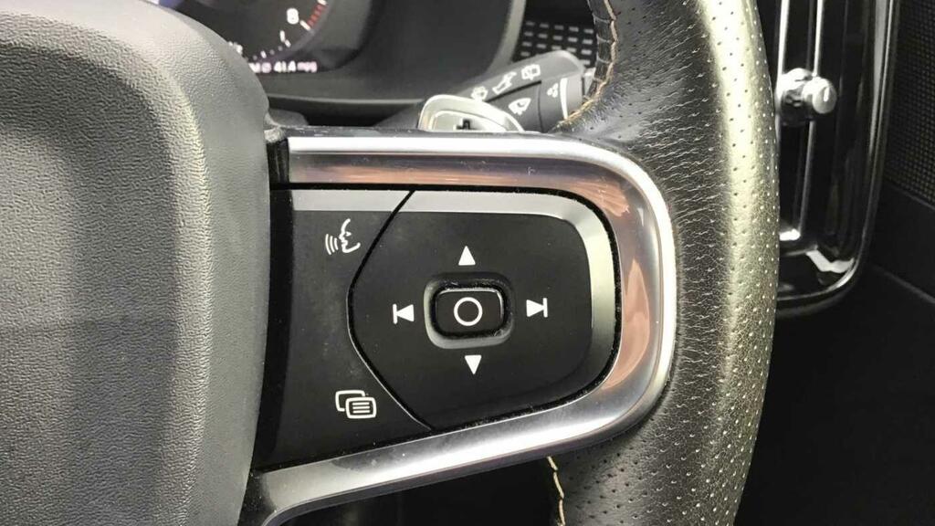 Volvo XC40 T4 Awd Inscription Black #17