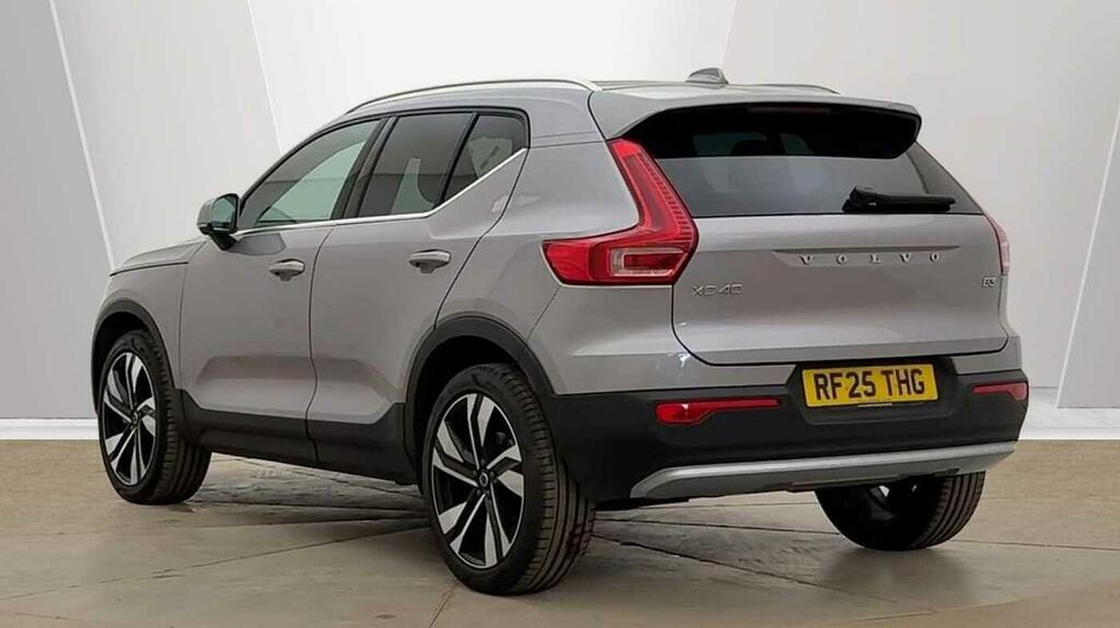 Volvo XC40 2.0 B3 Mhev Ultra Bright Suv Hybrid Dct Silver #3