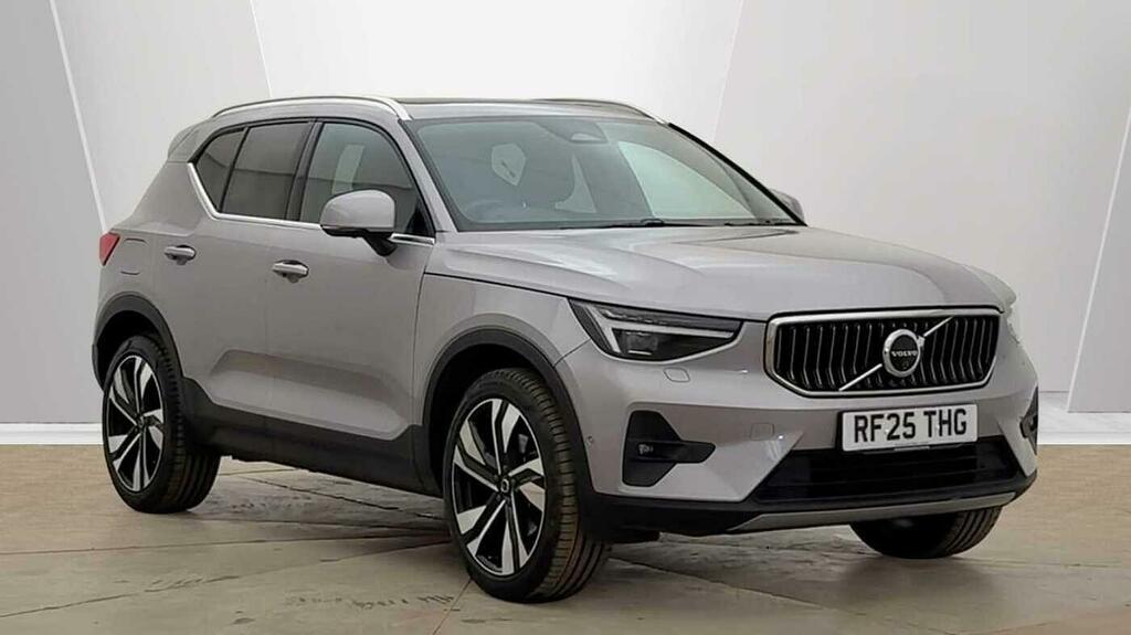 Volvo XC40 2.0 B3 Mhev Ultra Bright Suv Hybrid Dct Silver