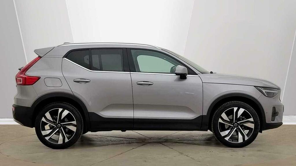 Volvo XC40 2.0 B3 Mhev Ultra Bright Suv Hybrid Dct Silver #2