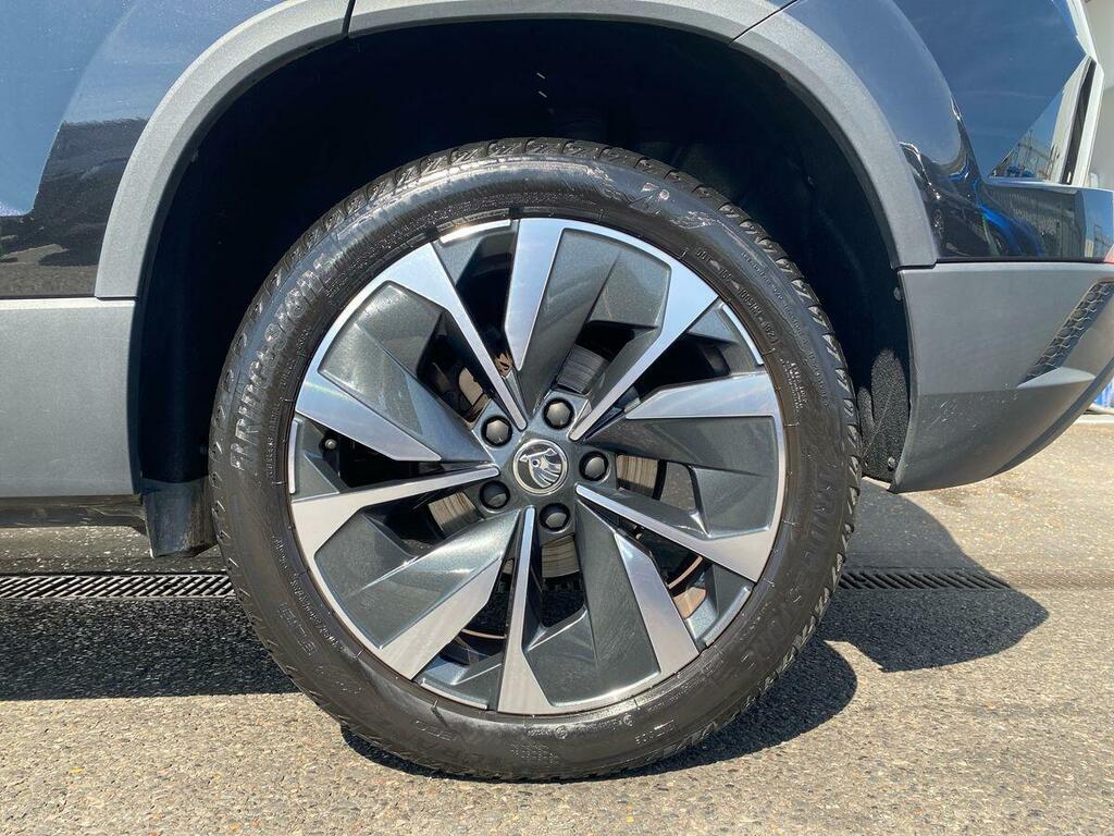 Skoda Karoq 1.5 Tsi Se L Dsg Black #6