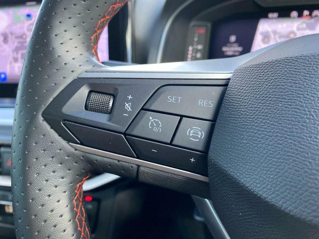 Seat Ibiza 1.0 Tsi 95 Se Technology Grey #30