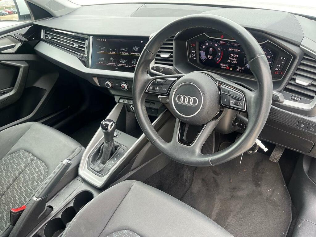 Audi A1 Sport 30 Tfsi 110 Ps S Tronic CF23DTY White #6