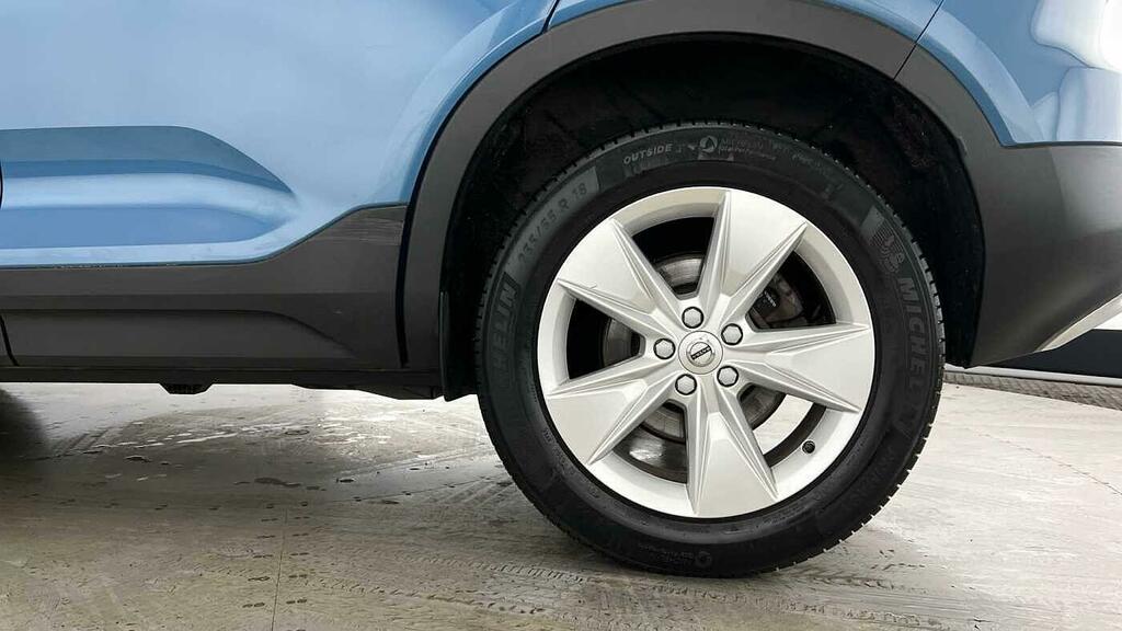 Volvo XC40 2.0 B3 Mhev Core Suv Hybrid Dct Eu Blue #4