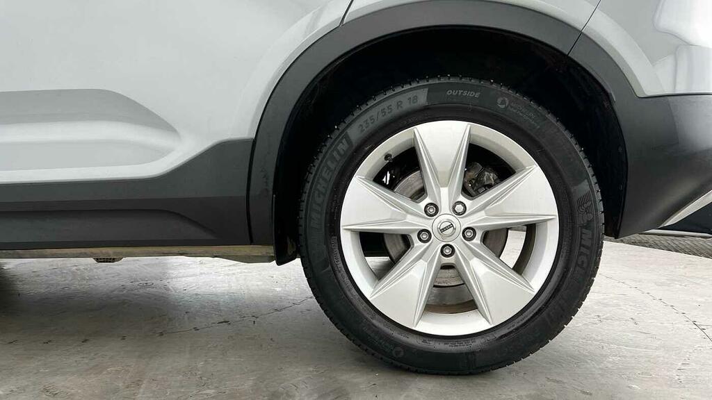 Volvo XC40 2.0 B3 Mhev Core Suv Hybrid Dct Eu Grey #4