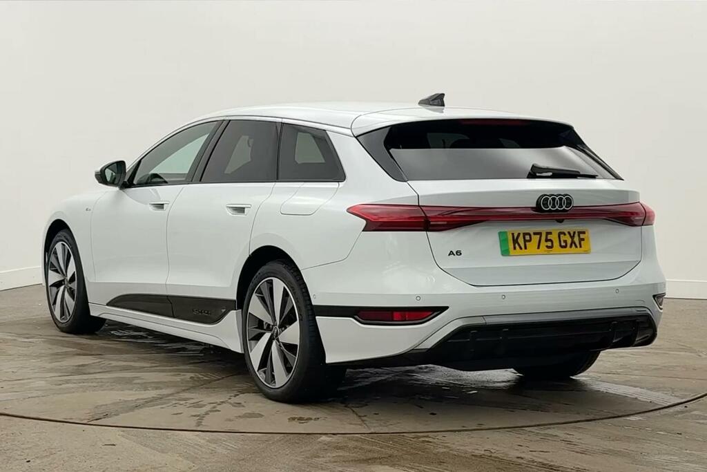 Audi A6 E-tron Avant 100Kwh Performance S Line White #2