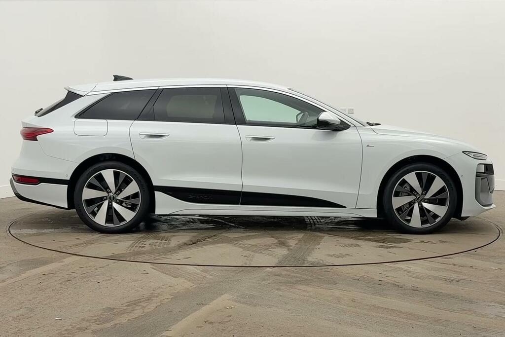 Audi A6 E-tron Avant 100Kwh Performance S Line White #3